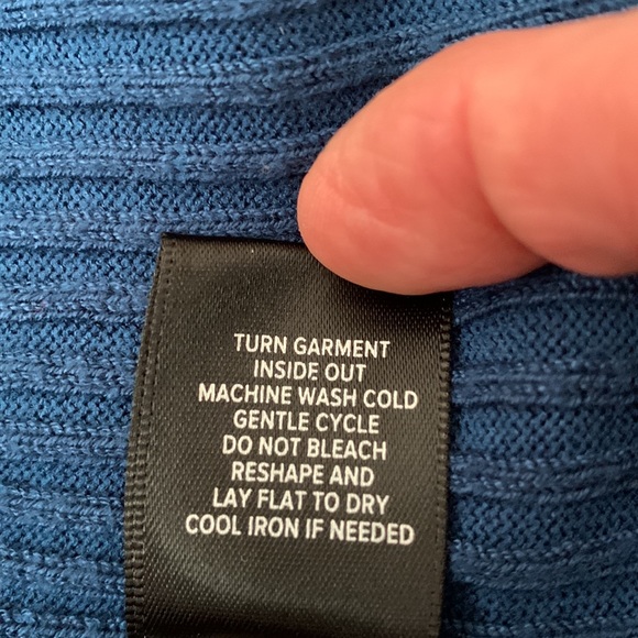 Torrid fooler sweater, size 1, V neck - Picture 6 of 6